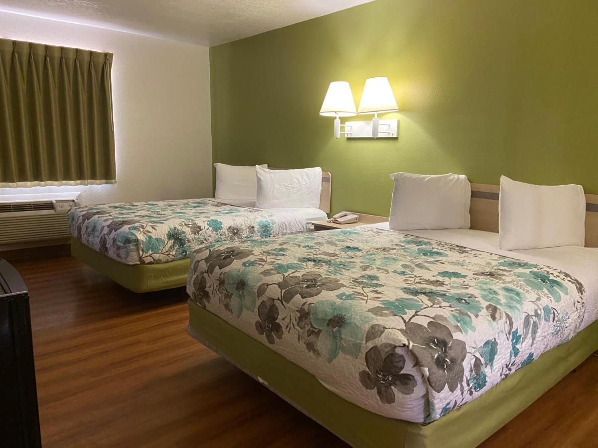 Evanston Inn At Exit 6 Екстер'єр фото