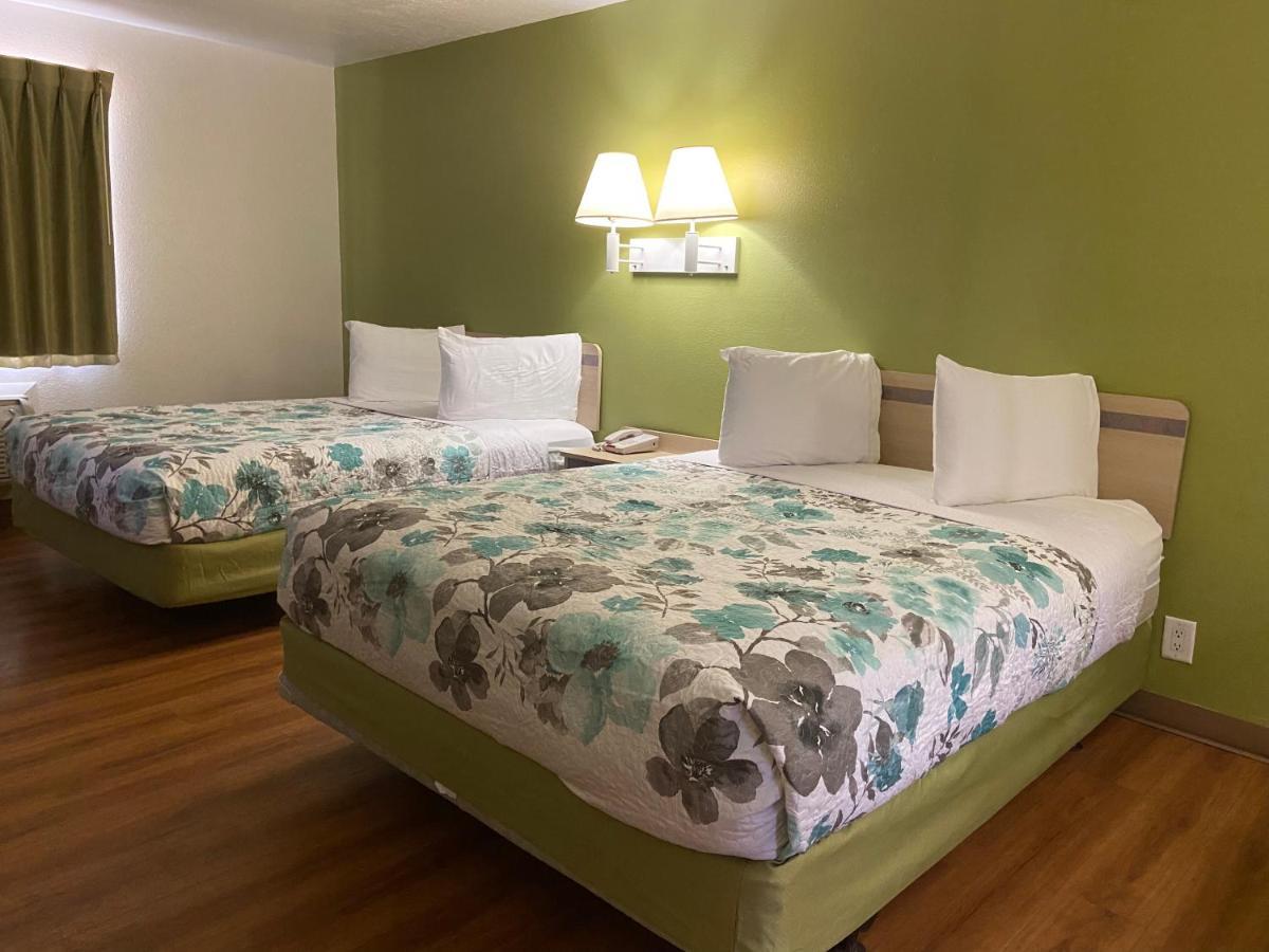 Evanston Inn At Exit 6 Екстер'єр фото